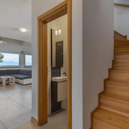 Apartment In With Kitchen