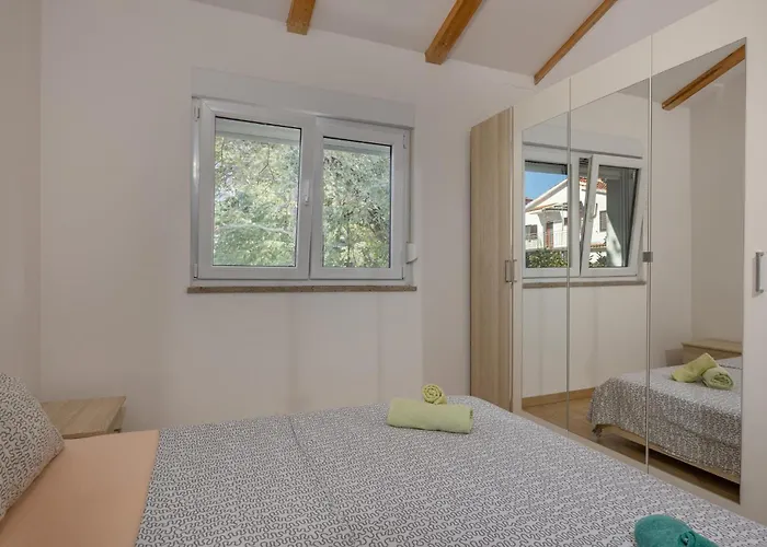 2 Bedroom Amazing In Appartamento *