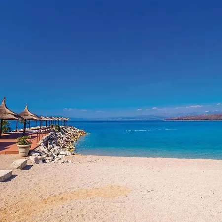 Apartman 2 Bedroom Amazing In *