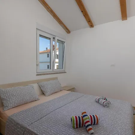 2 Bedroom Amazing In Njivice