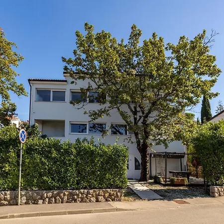 2 Bedroom Amazing In *