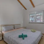 2 Bedroom Amazing In Njivice